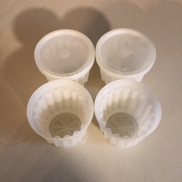 TUPPERWARE VINTAGE JELL-ETTES 1/2 CUPS 125 ML (4 PIECES SET) - Picture 5 of 9